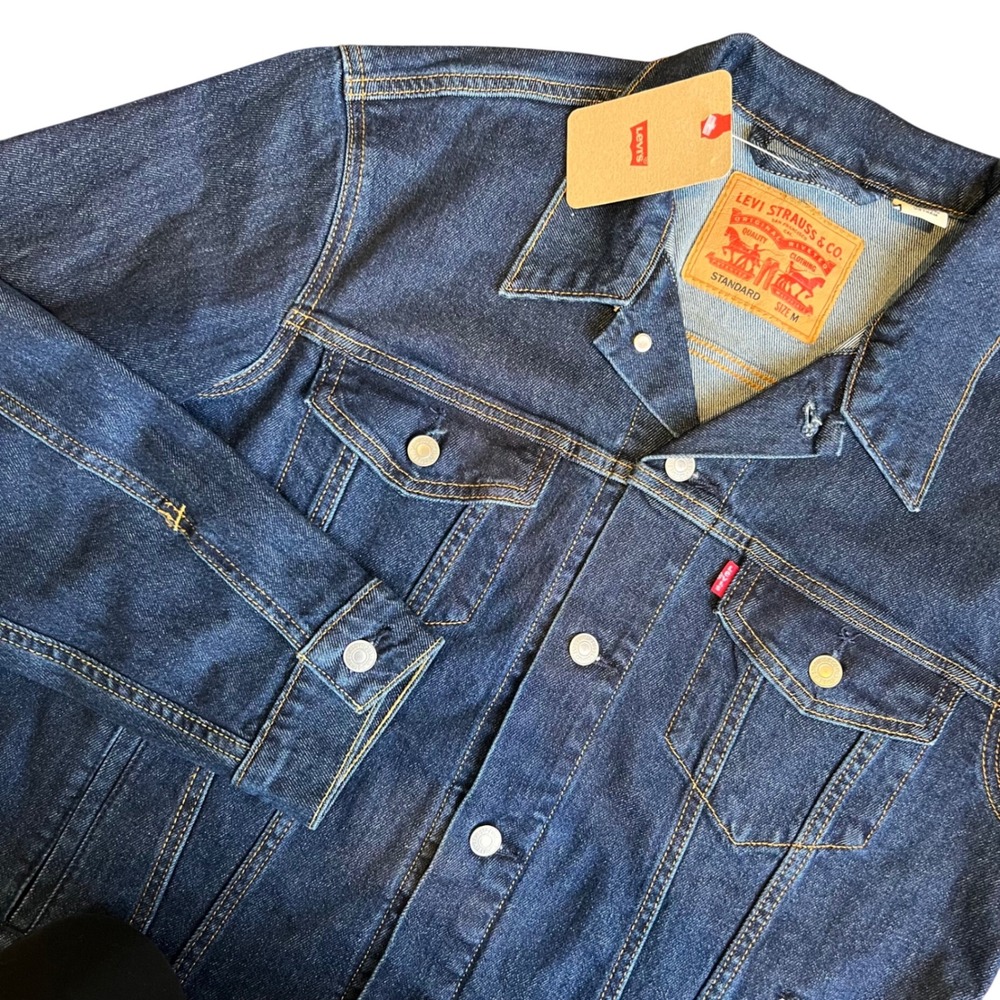 Levi's Women's NWT Trucker Denim Jean Jacket Dark Wash Boxy MSRP $89 Medium NEW